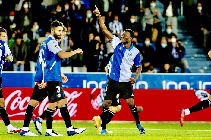 开云官方网站在线登陆-科曼 巴黎